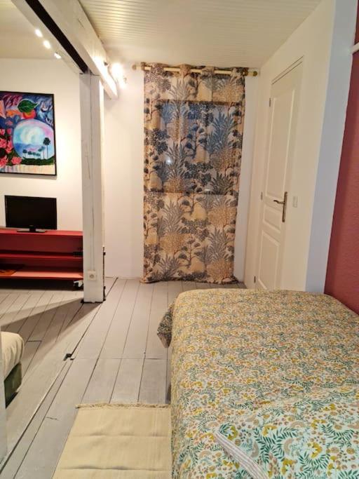 La Parenthese Maison De A Holiday home